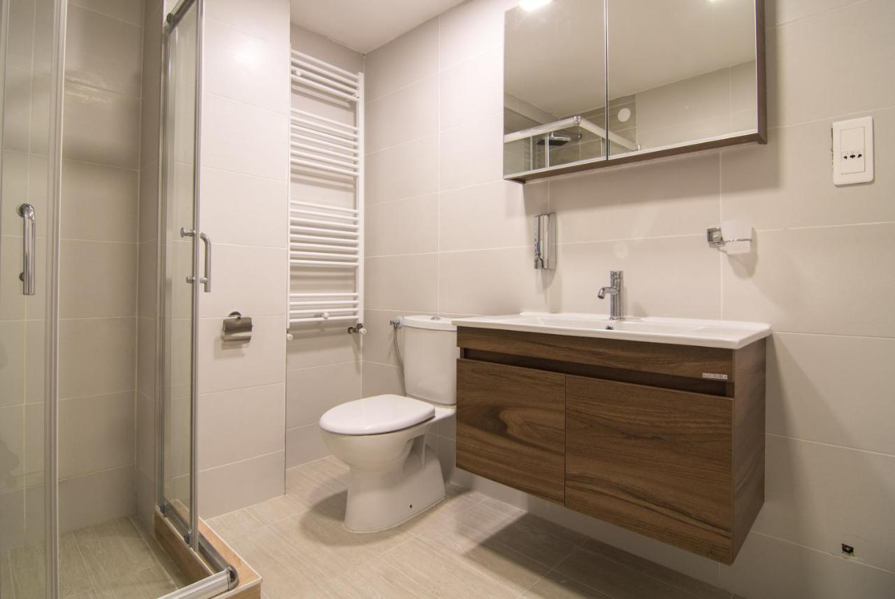 The One Apart Hotel Luxury Suites & Apartments Скоп'є Екстер'єр фото